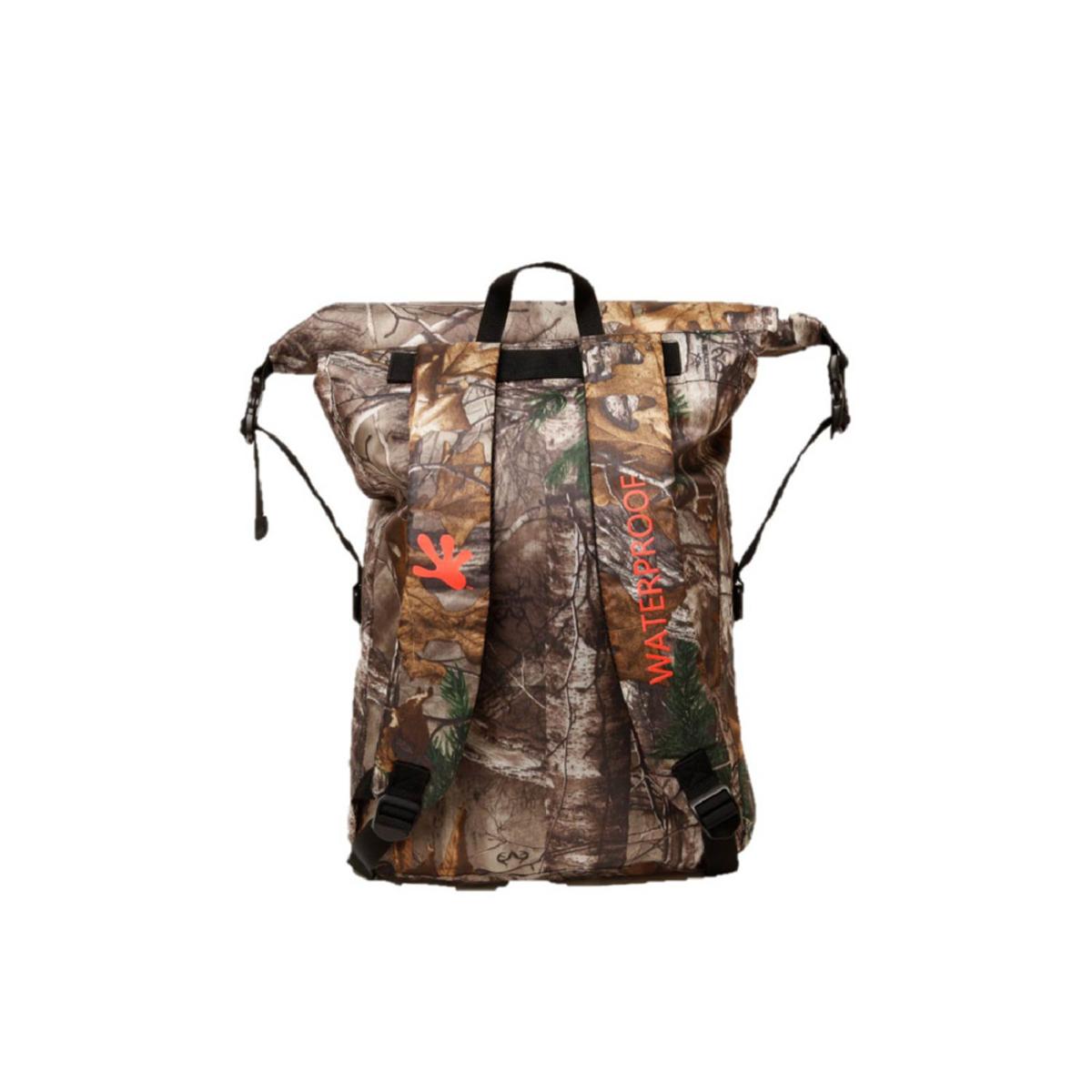 Geckobrands Lightweight 30L Waterproof Backpack - Realtree Xtra Camo