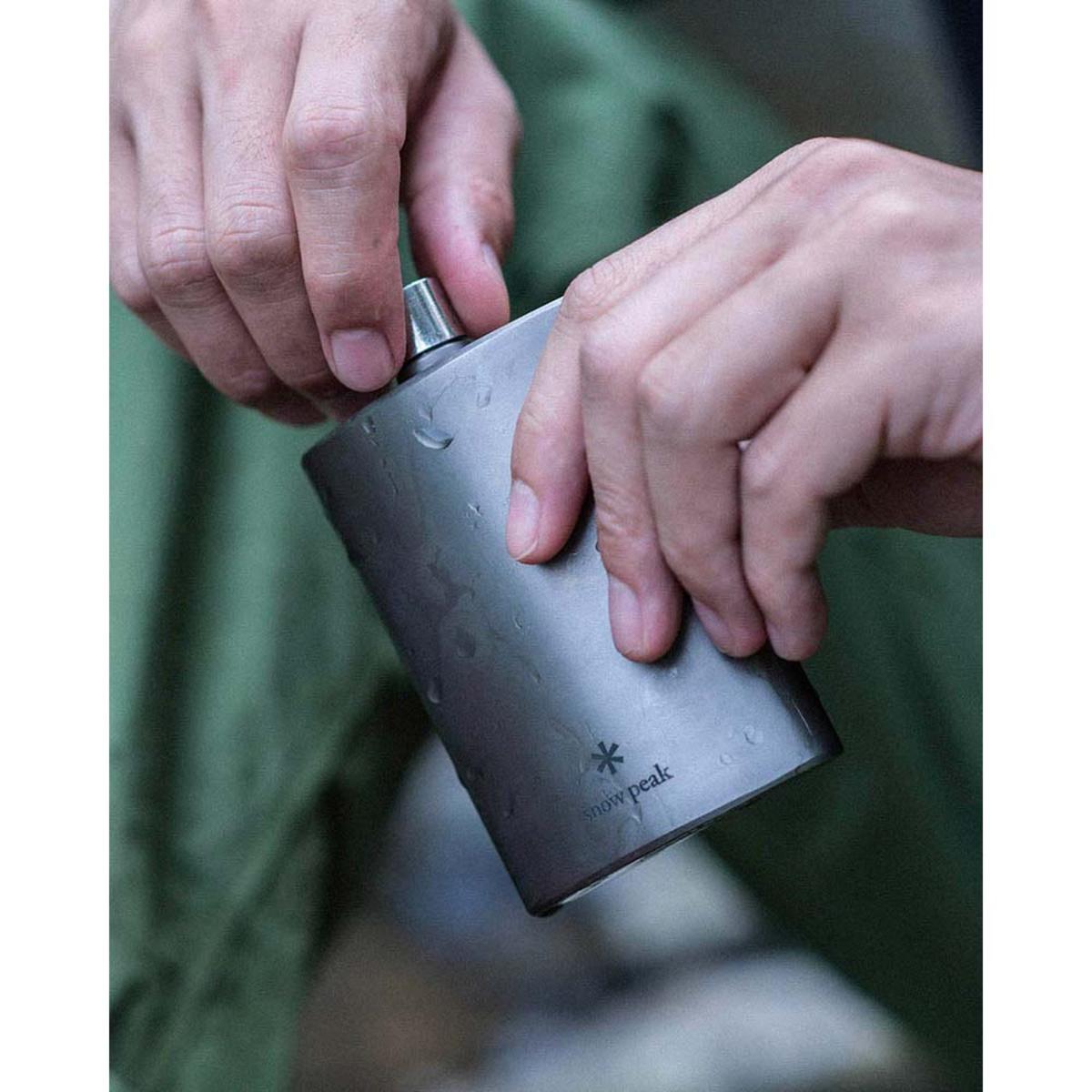 Snow Peak Titanium Flask - Medium
