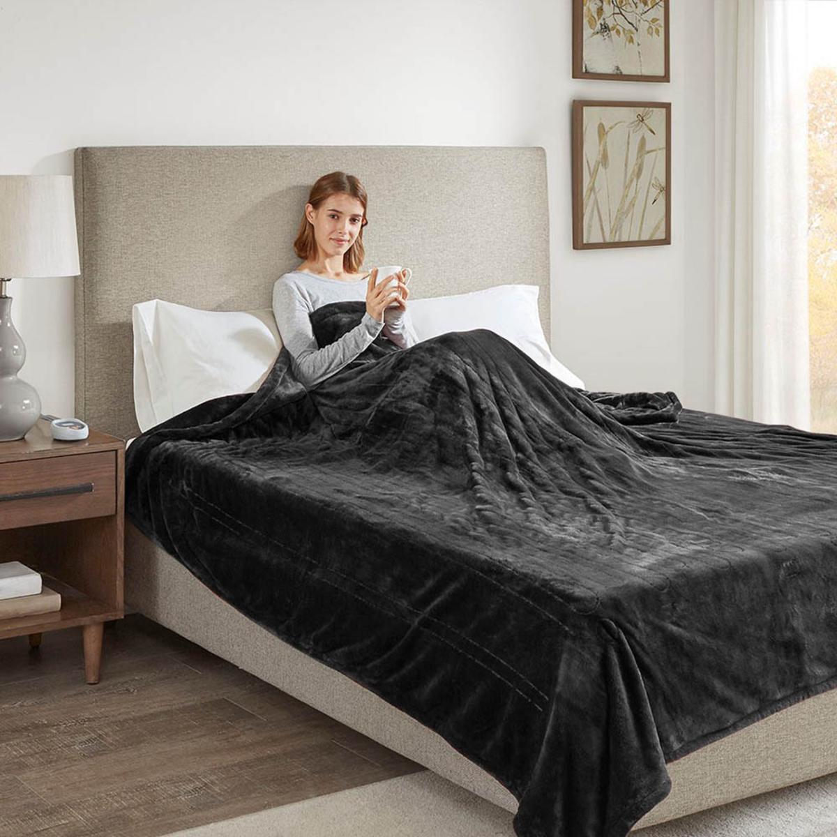  Beautyrest 100% Polyester Solid Microlight Reversible Heated Blanket - Queen