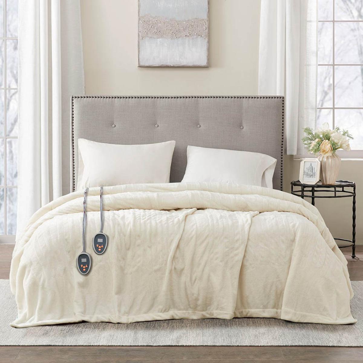  Beautyrest 100% Polyester Solid Microlight To Solid Microlight Heated Blanket - Queen