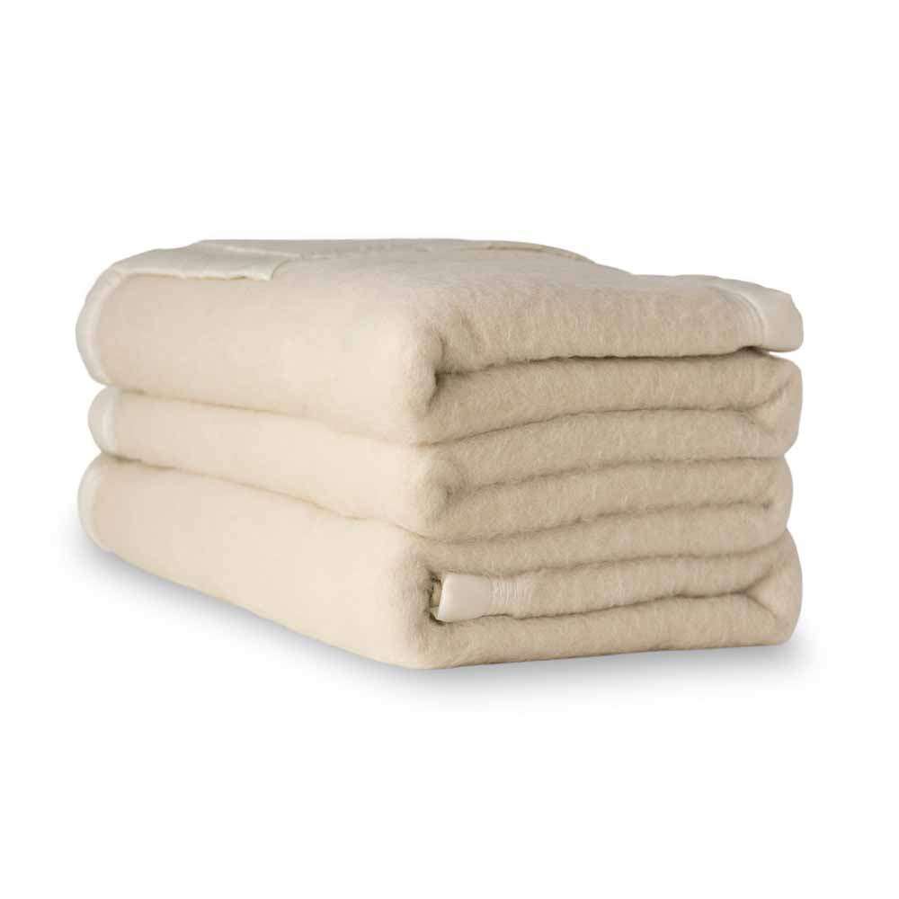  Poyet Motte Aurora Super Heavyweight Wool Blanket - Queen