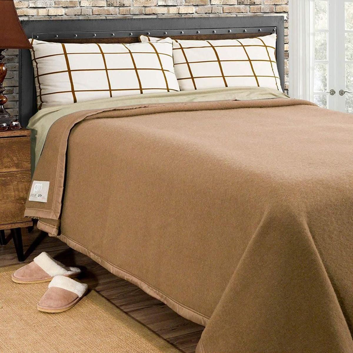  Poyet Motte Rivoli Solids 100% Virgin Wool Blanket 400Gsm 33 Micron - King 108in X 96in