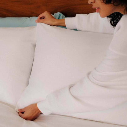  Slumber Cloud Outlast Core Pillow Covers - Single King/White