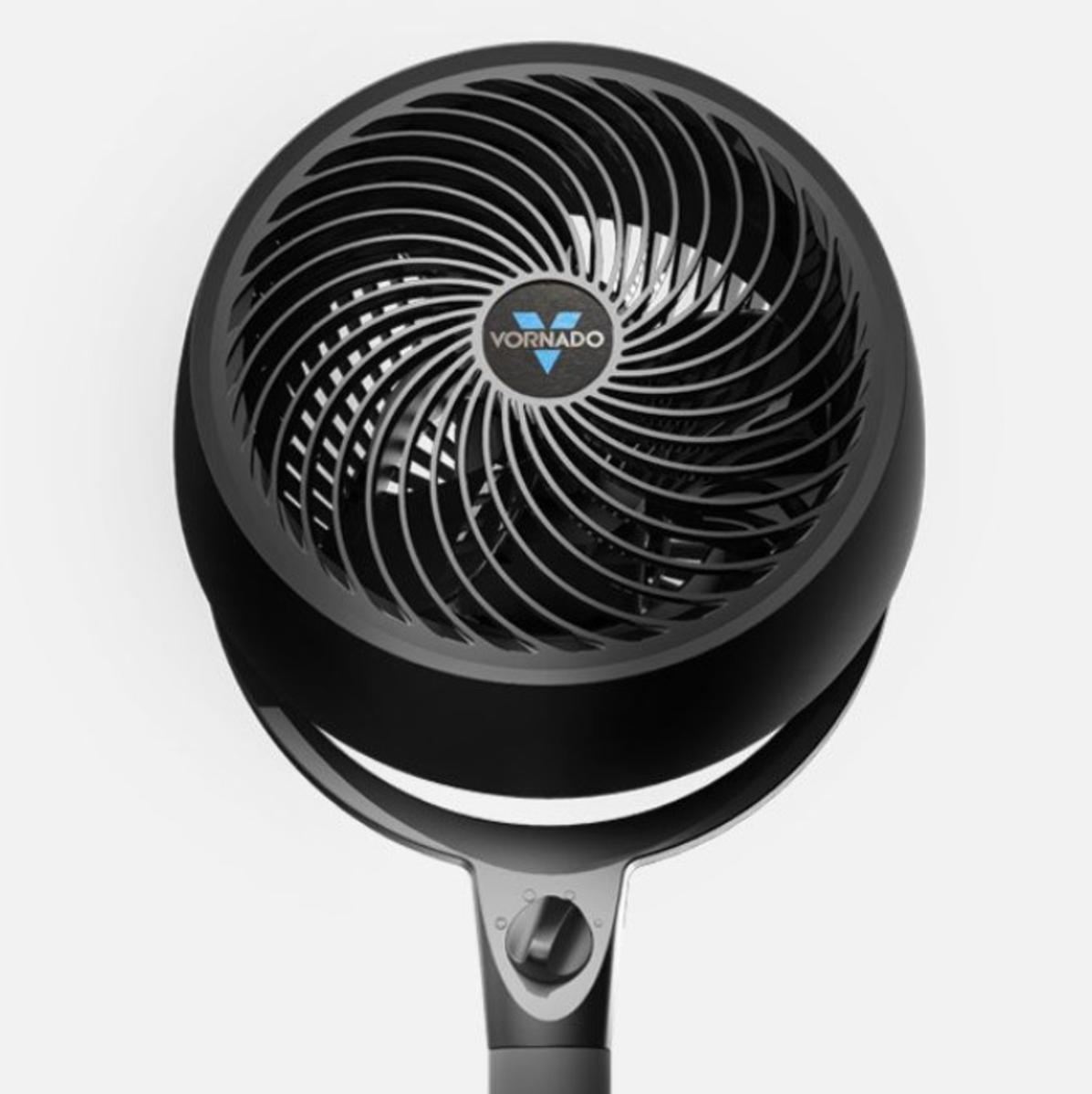 Vornado 683 Medium Pedestal Air Circulator